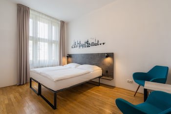 Ea Aparthotel Melantrich