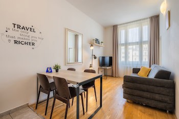 Ea Aparthotel Melantrich