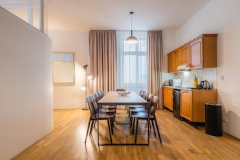 Ea Aparthotel Melantrich