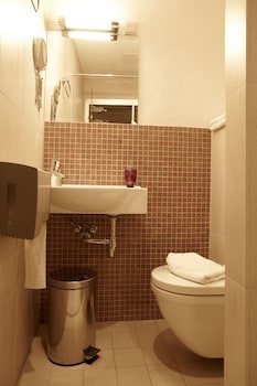 Cru Hotel