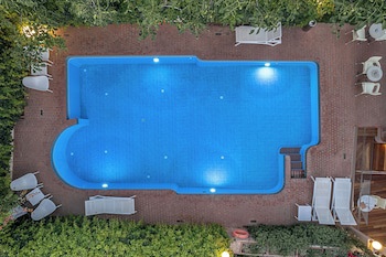 Civitel Akali Hotel