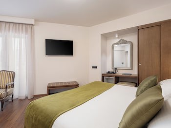 Civitel Akali Hotel