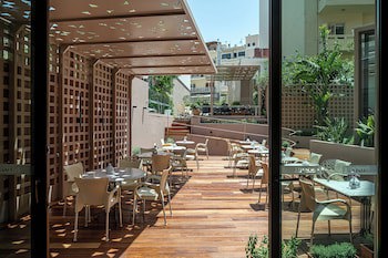 Civitel Akali Hotel