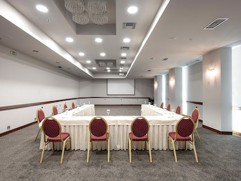 Civitel Akali Hotel