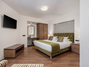 Civitel Akali Hotel