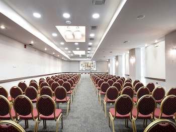 Civitel Akali Hotel