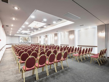 Civitel Akali Hotel