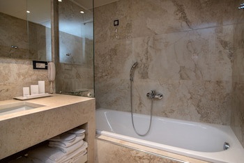 Civitel Akali Hotel
