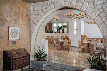 Civitel Akali Hotel