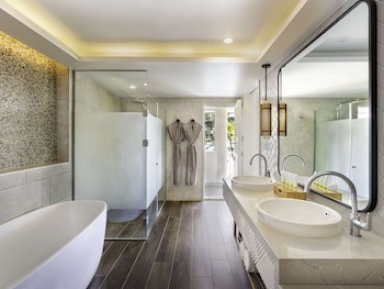 Sofitel Fiji Resort And Spa