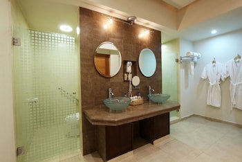 Hotel Colon Plaza Business Class