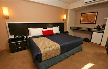 Hotel Colon Plaza Business Class