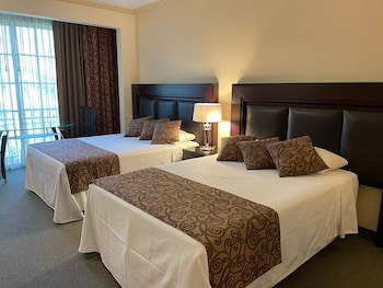 Hotel Real Del Bosque Golf And Spa