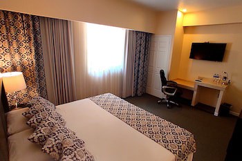 Hotel Real Del Bosque Golf And Spa