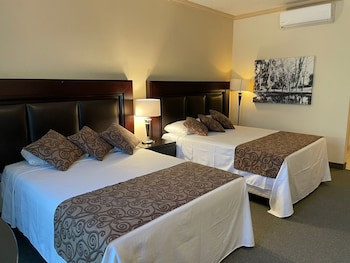 Hotel Real Del Bosque Golf And Spa