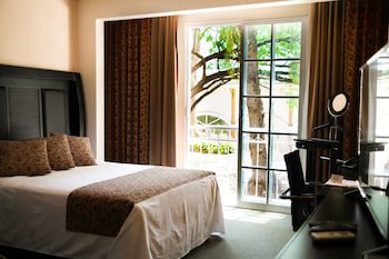 Hotel Real Del Bosque Golf And Spa