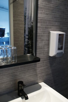 Hotell E10