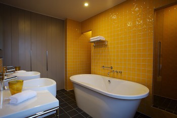 Clayton Hotel Chiswick