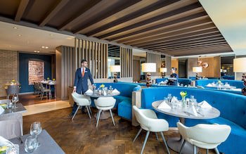 Clayton Hotel Chiswick