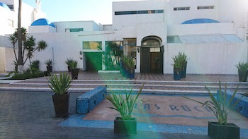 Las Rocas Resort And Spa