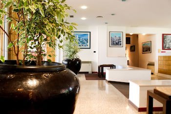 Hotel Majesty galeri fotoğrafı