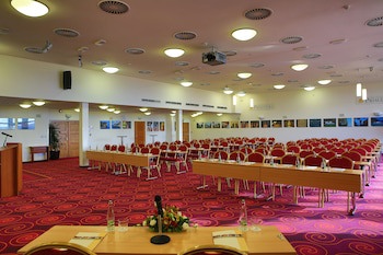 Primavera Hotel & Congress Centre