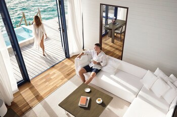Como Cocoa Island