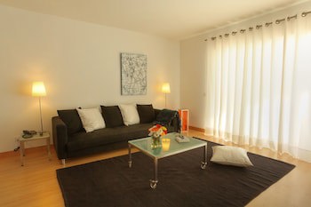 Marina Club Suite Hotel