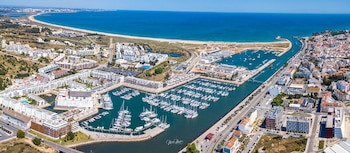 Marina Club Suite Hotel