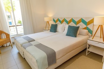 Marina Club Suite Hotel