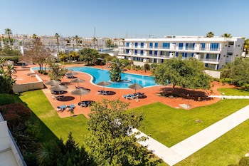 Marina Club Suite Hotel