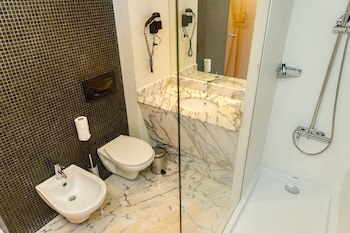 Marina Club Suite Hotel