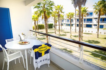 Marina Club Suite Hotel