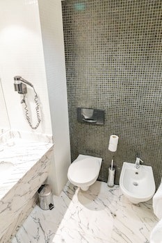 Marina Club Suite Hotel