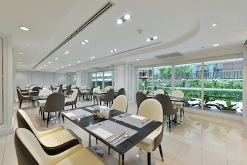 Centre Point Sukhumvit Thong Lo