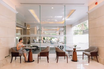Centre Point Sukhumvit 10