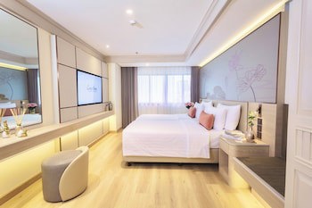 Centre Point Sukhumvit 10