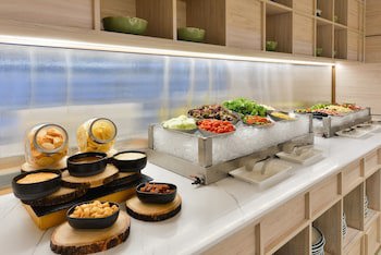 Centre Point Sukhumvit 10