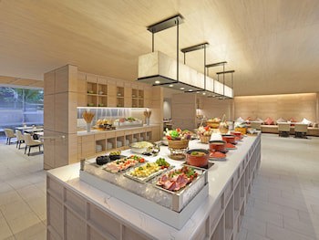 Centre Point Sukhumvit 10