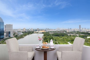 Centre Point Sukhumvit 10
