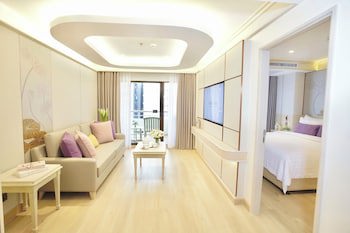 Centre Point Sukhumvit 10