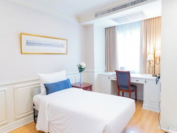 Centre Point Sukhumvit 10