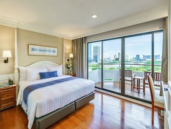 Centre Point Sukhumvit 10