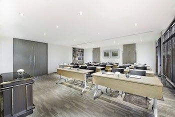 Centre Point Hotel Chidlom