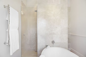 Banksia Boutique
