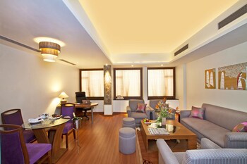 Hotel Maurya