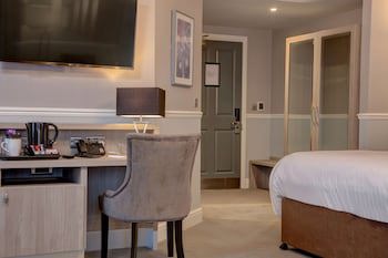 Best Western Plus Kenwick Park Hotel