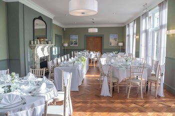 Best Western Plus Kenwick Park Hotel