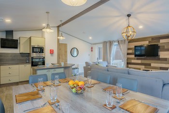 Best Western Plus Kenwick Park Hotel