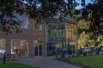 Best Western Plus Kenwick Park Hotel